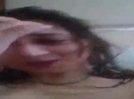 Hindi sexy video sister 90 saal ki Aurat Moti